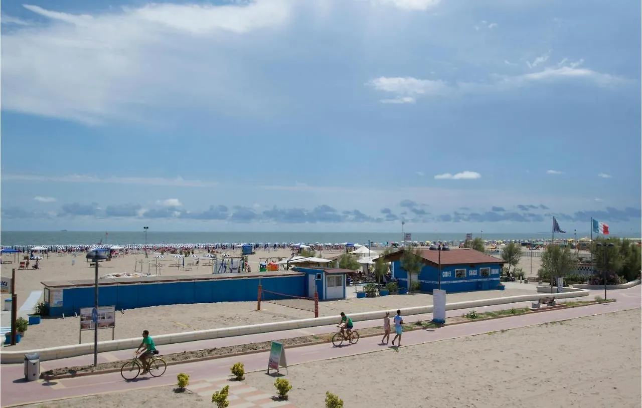 Stunning Apartment In Rosolina Mare With Wifi